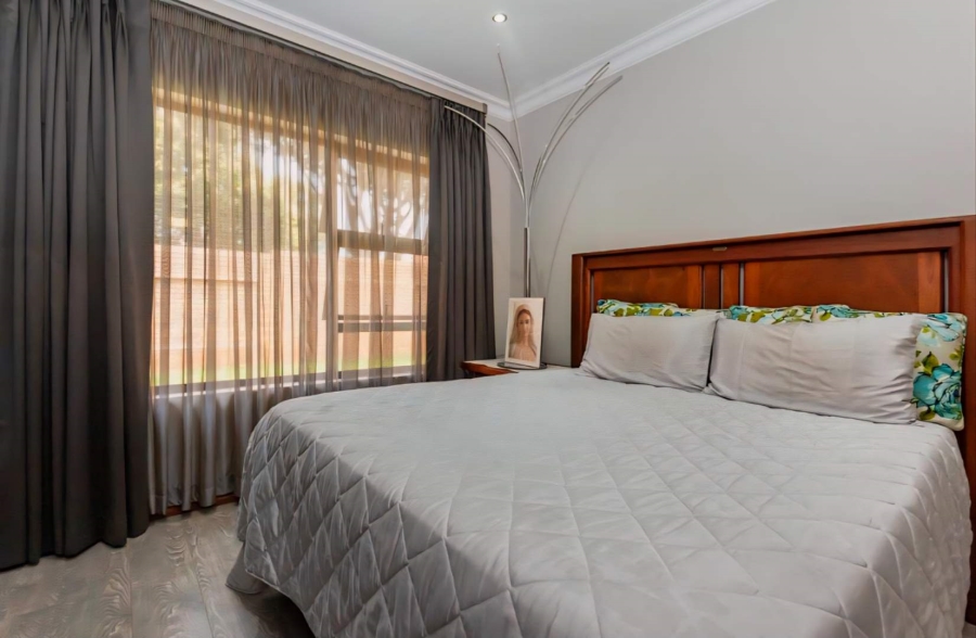 3 Bedroom Property for Sale in New Redruth Gauteng