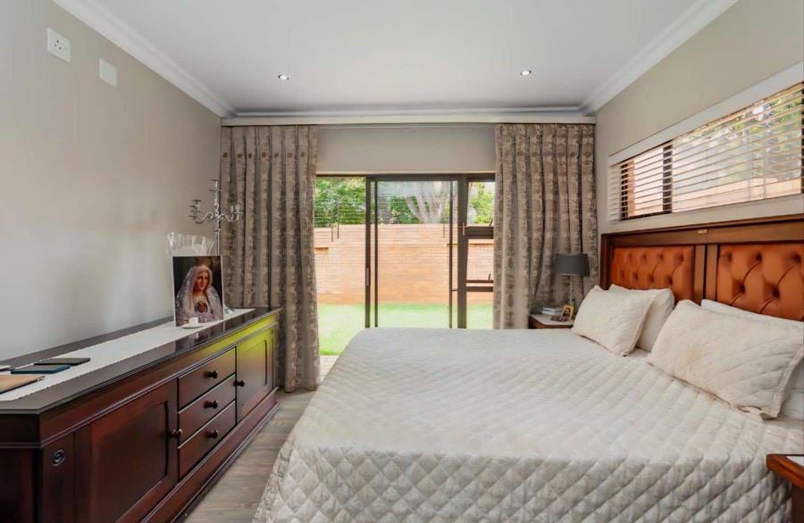 3 Bedroom Property for Sale in New Redruth Gauteng