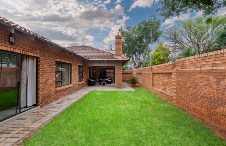 3 Bedroom Property for Sale in New Redruth Gauteng