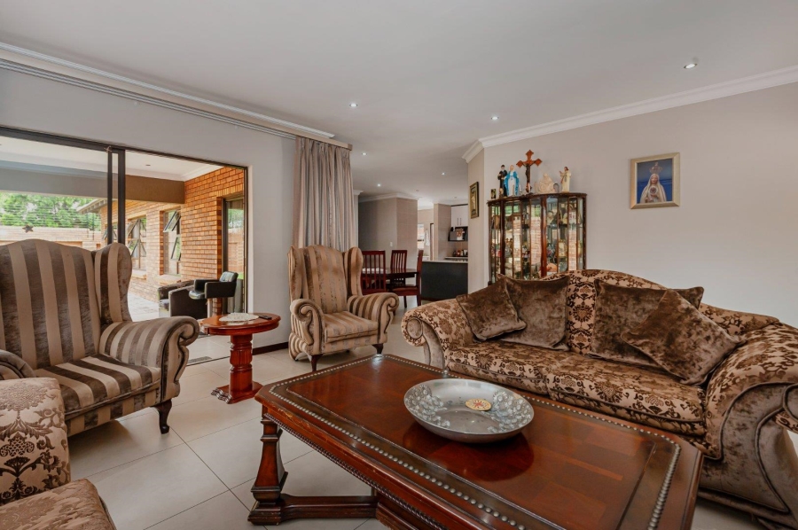 3 Bedroom Property for Sale in New Redruth Gauteng