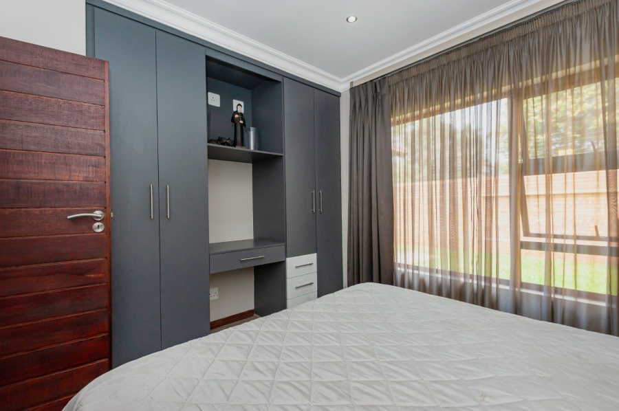 3 Bedroom Property for Sale in New Redruth Gauteng