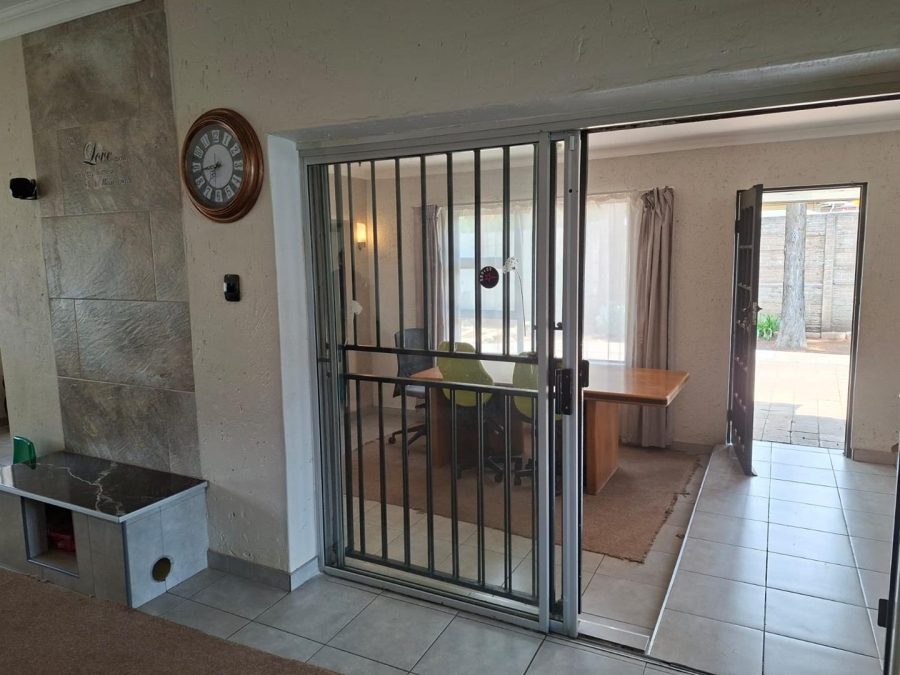 3 Bedroom Property for Sale in The Hill Gauteng