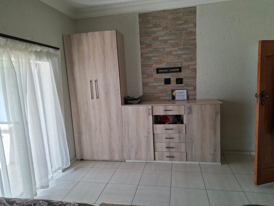 3 Bedroom Property for Sale in The Hill Gauteng