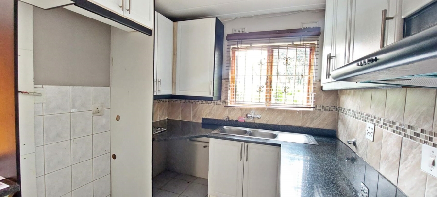 3 Bedroom Property for Sale in Liefde en Vrede Gauteng