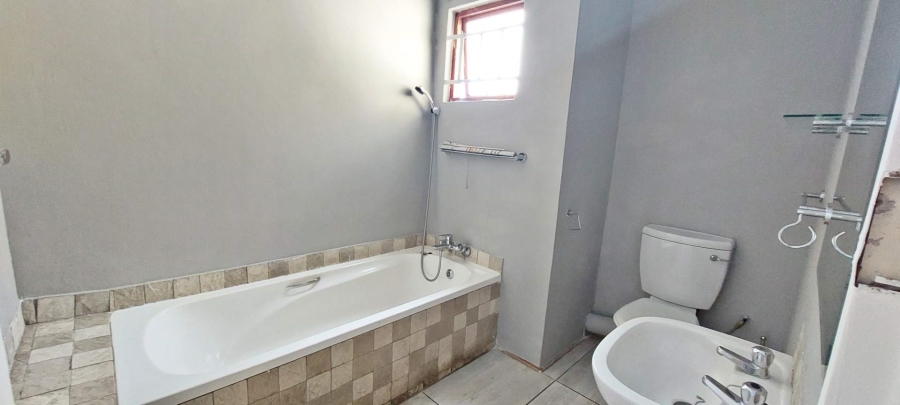 3 Bedroom Property for Sale in Liefde en Vrede Gauteng