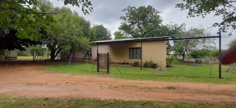 6 Bedroom Property for Sale in Bultfontein Gauteng