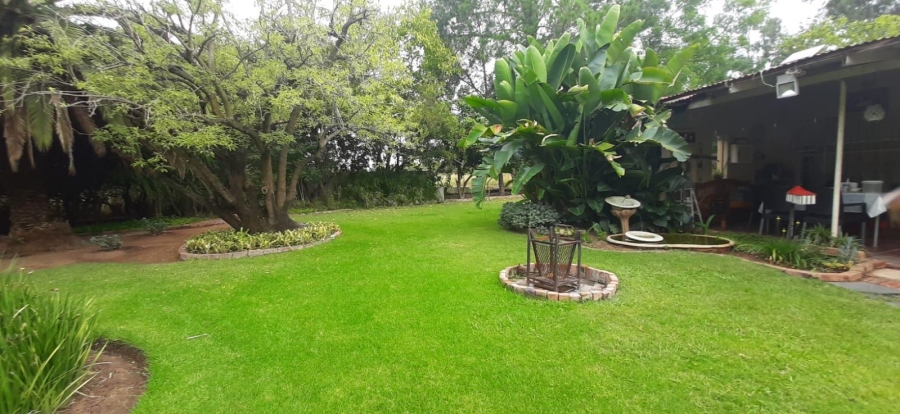 6 Bedroom Property for Sale in Bultfontein Gauteng