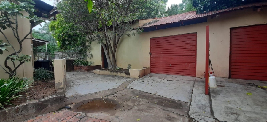 6 Bedroom Property for Sale in Bultfontein Gauteng