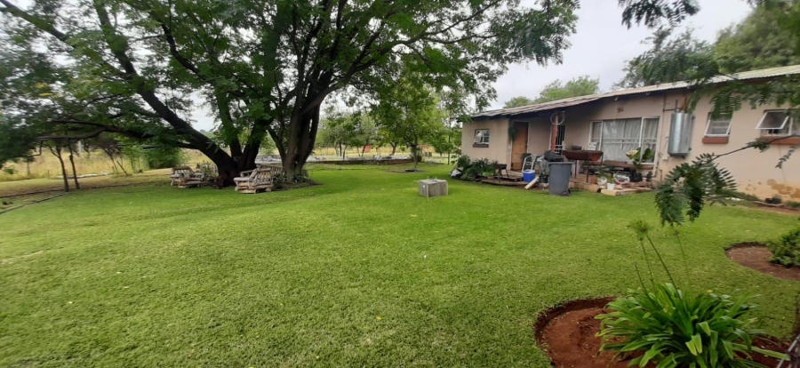 6 Bedroom Property for Sale in Bultfontein Gauteng