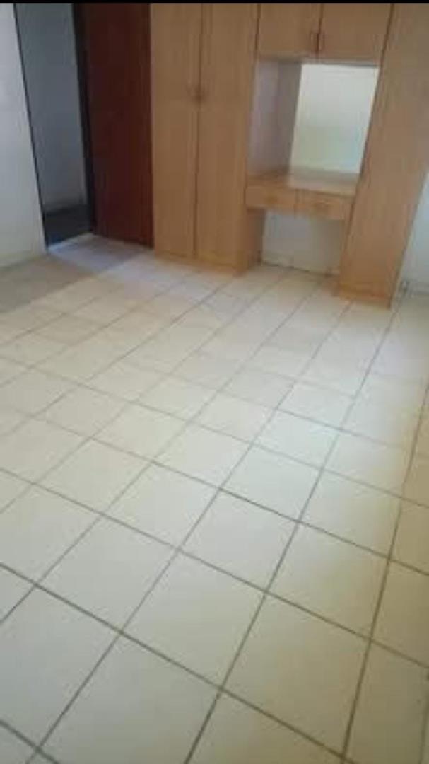 6 Bedroom Property for Sale in Bultfontein Gauteng