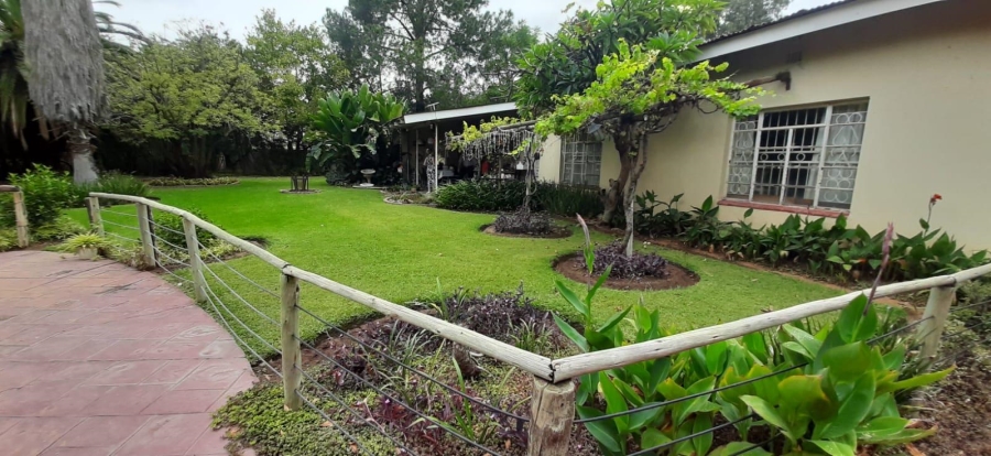 6 Bedroom Property for Sale in Bultfontein Gauteng