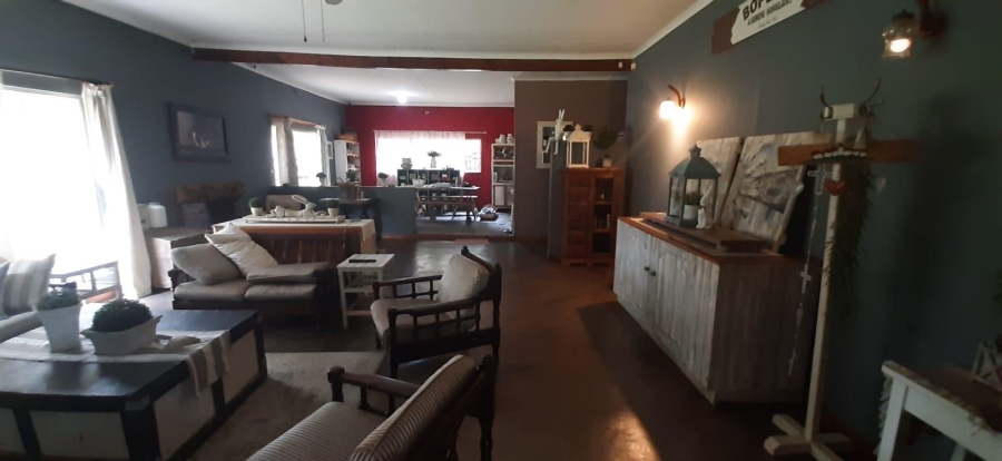 6 Bedroom Property for Sale in Bultfontein Gauteng