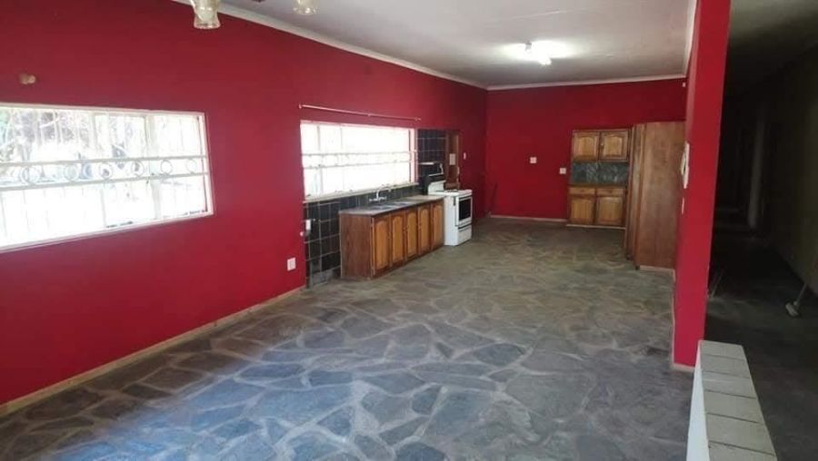 6 Bedroom Property for Sale in Bultfontein Gauteng