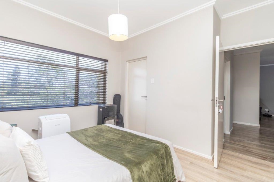 2 Bedroom Property for Sale in Morningside Gauteng