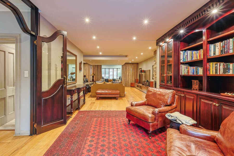 4 Bedroom Property for Sale in Boardwalk Manor Gauteng