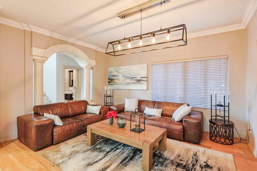 4 Bedroom Property for Sale in Boardwalk Manor Gauteng