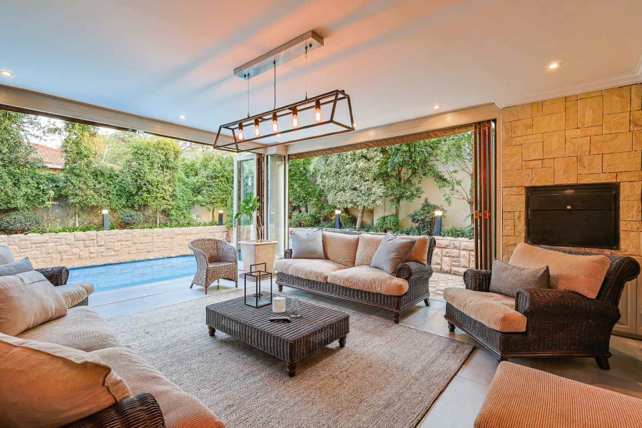 4 Bedroom Property for Sale in Boardwalk Manor Gauteng