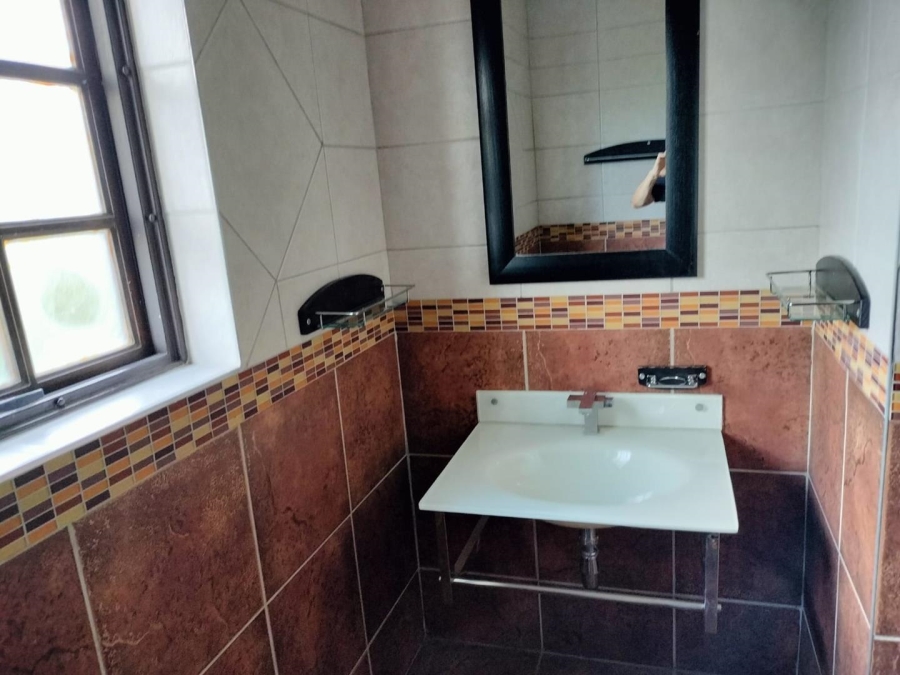 To Let 2 Bedroom Property for Rent in Northwold Gauteng