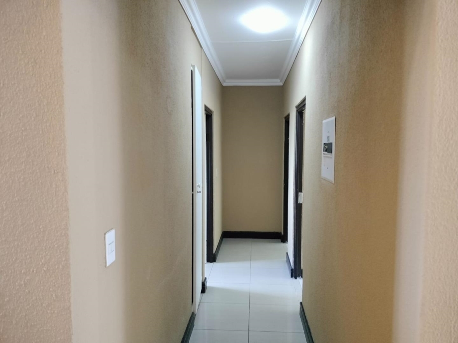 To Let 2 Bedroom Property for Rent in Northwold Gauteng