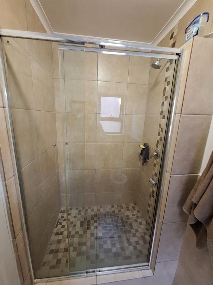 2 Bedroom Property for Sale in Ruimsig Gauteng