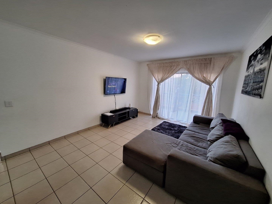 2 Bedroom Property for Sale in Ruimsig Gauteng