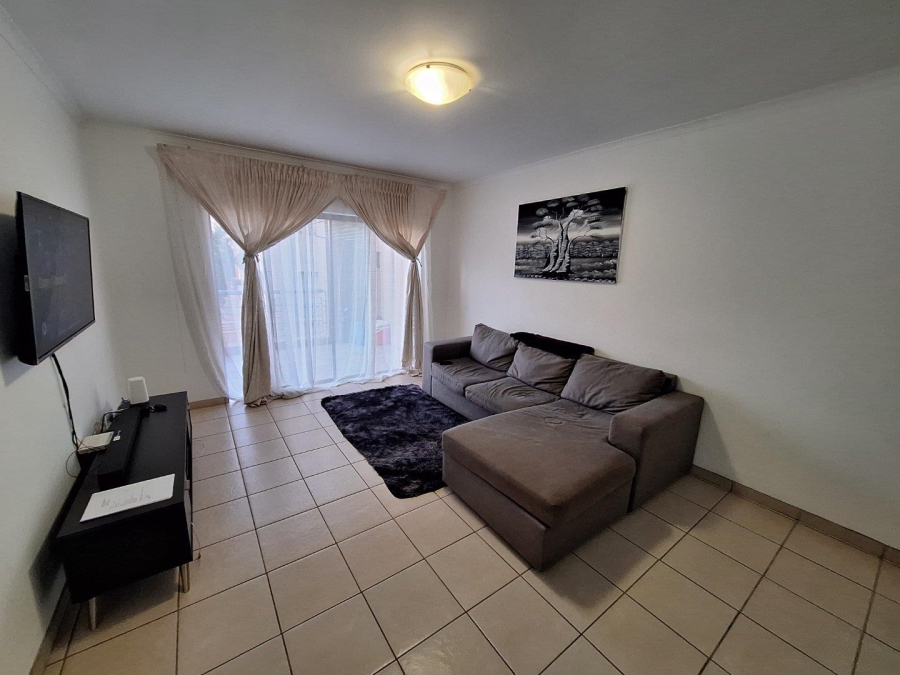 2 Bedroom Property for Sale in Ruimsig Gauteng