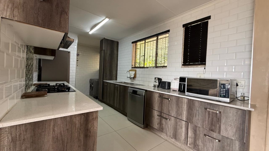 2 Bedroom Property for Sale in La Montagne Gauteng