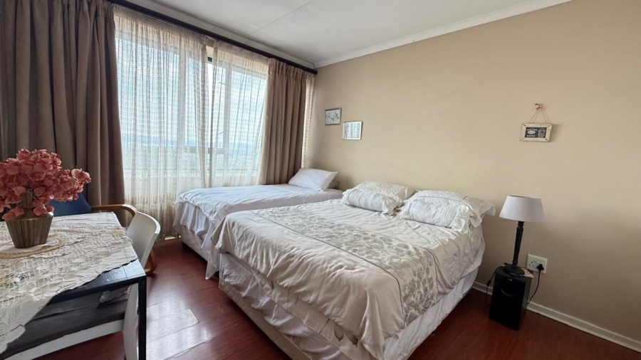 2 Bedroom Property for Sale in La Montagne Gauteng