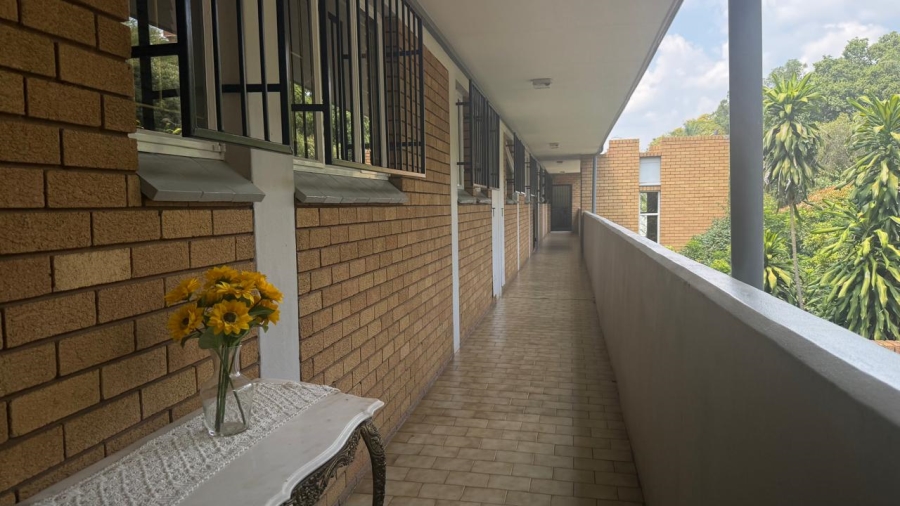 2 Bedroom Property for Sale in La Montagne Gauteng