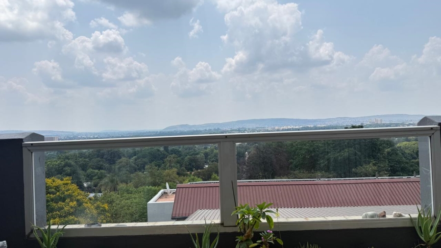 2 Bedroom Property for Sale in La Montagne Gauteng