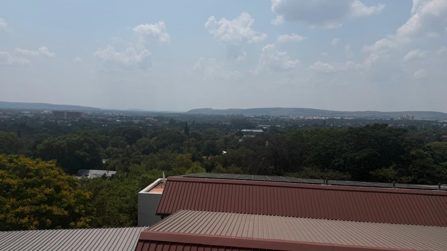 2 Bedroom Property for Sale in La Montagne Gauteng