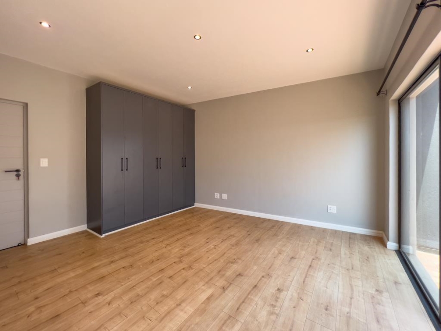 4 Bedroom Property for Sale in Midstream Heights Gauteng