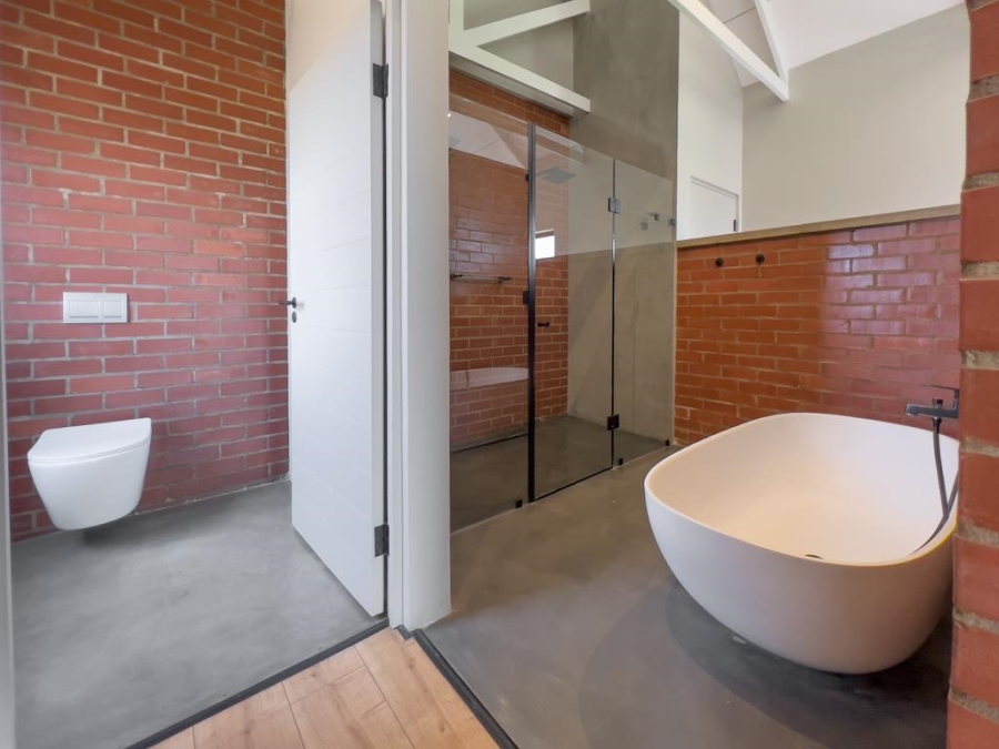 4 Bedroom Property for Sale in Midstream Heights Gauteng