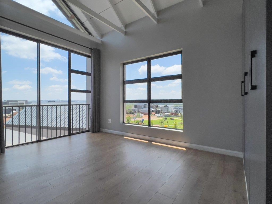 4 Bedroom Property for Sale in Midstream Heights Gauteng