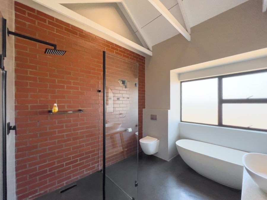 4 Bedroom Property for Sale in Midstream Heights Gauteng