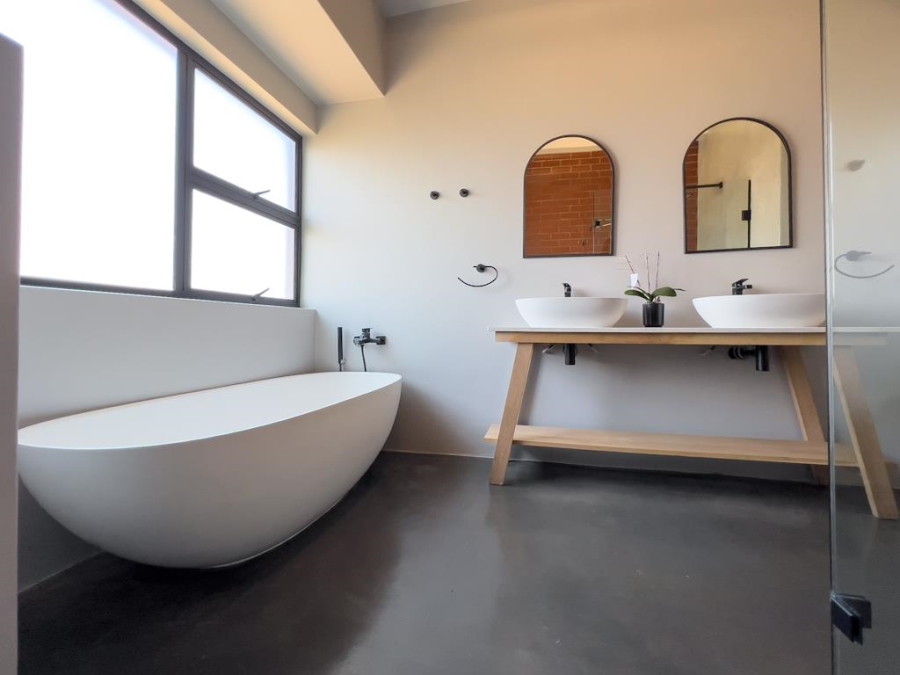 4 Bedroom Property for Sale in Midstream Heights Gauteng