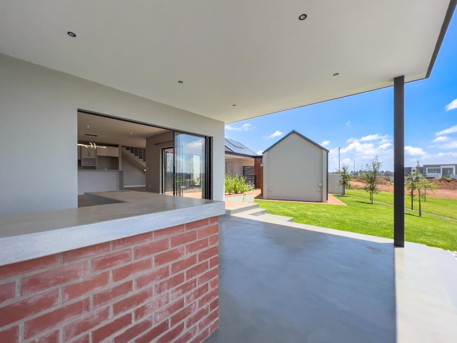 4 Bedroom Property for Sale in Midstream Heights Gauteng