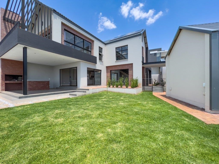 4 Bedroom Property for Sale in Midstream Heights Gauteng