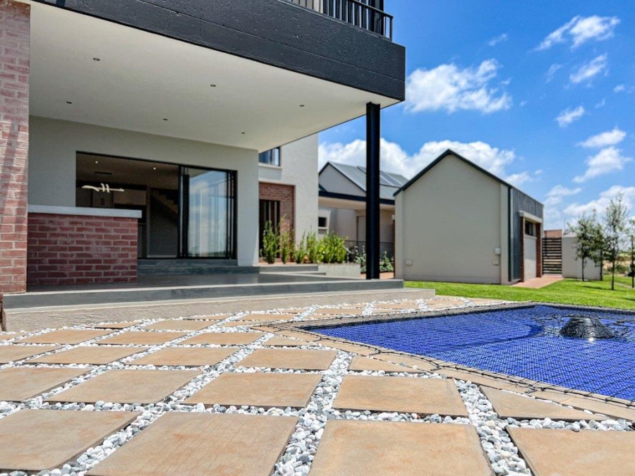 4 Bedroom Property for Sale in Midstream Heights Gauteng