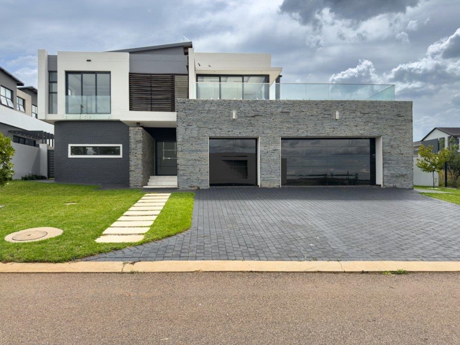 7 Bedroom Property for Sale in Midstream Ridge Gauteng