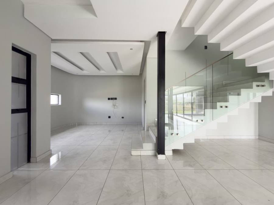 7 Bedroom Property for Sale in Midstream Ridge Gauteng