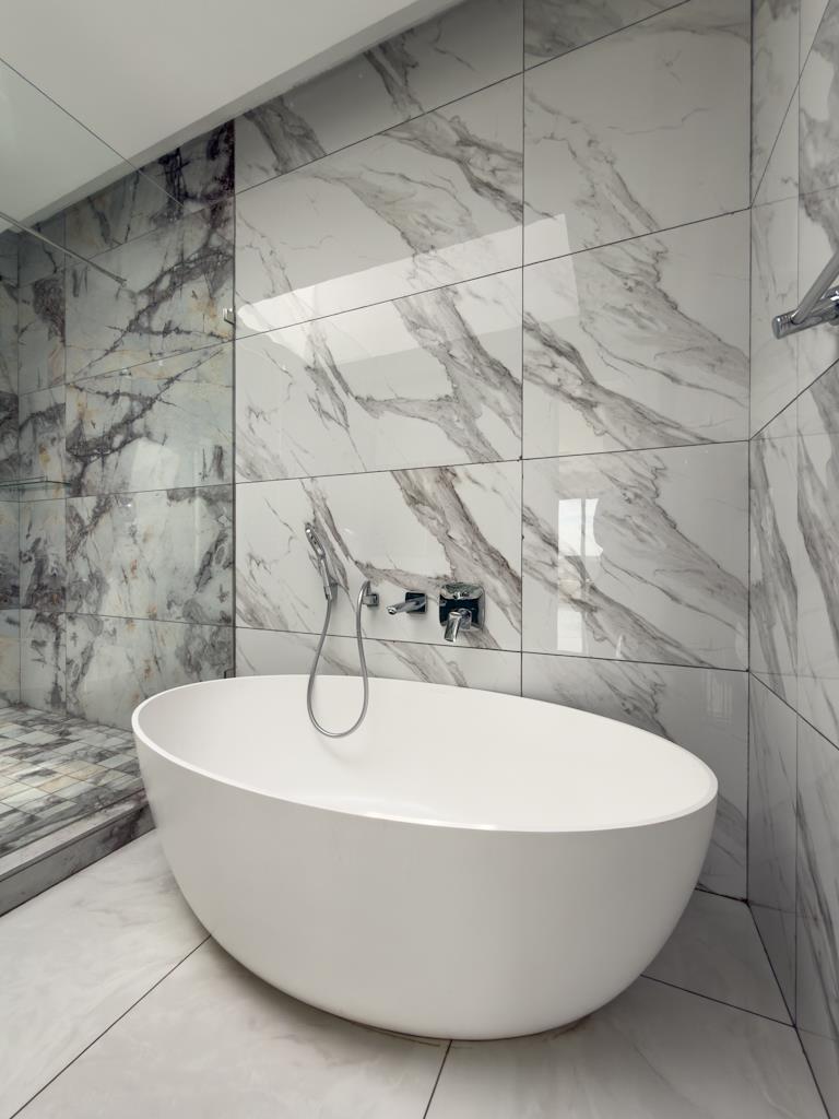 7 Bedroom Property for Sale in Midstream Ridge Gauteng