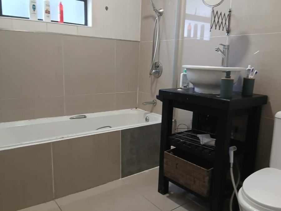 3 Bedroom Property for Sale in Lambton Gauteng