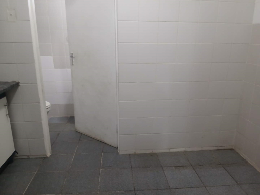 To Let 1 Bedroom Property for Rent in Lambton Gauteng