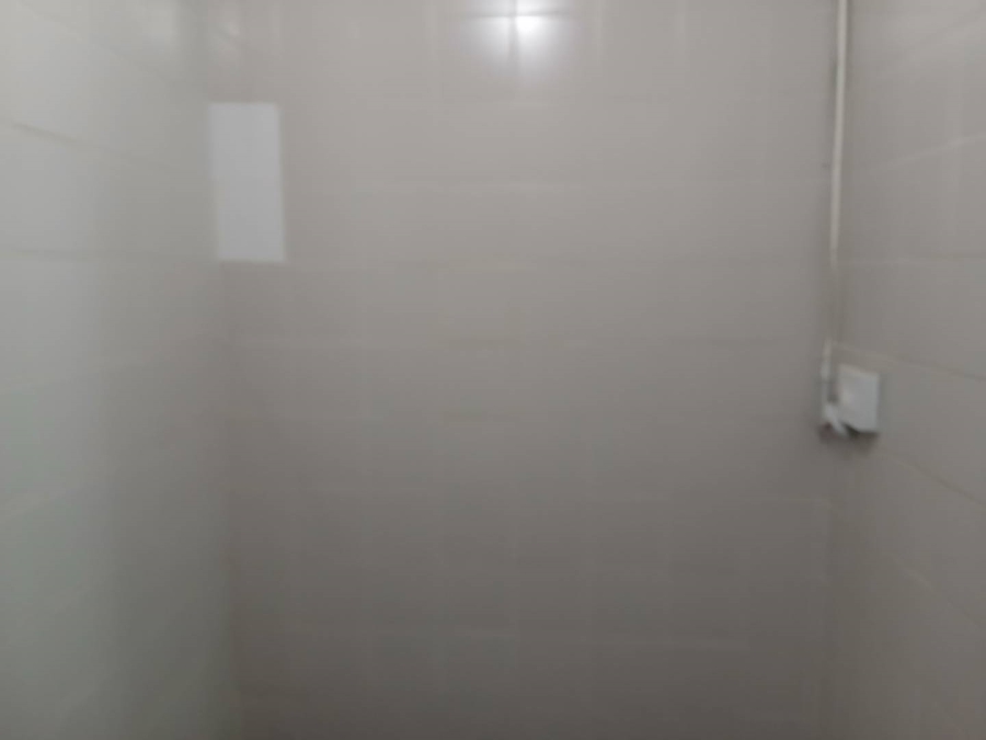 To Let 1 Bedroom Property for Rent in Lambton Gauteng