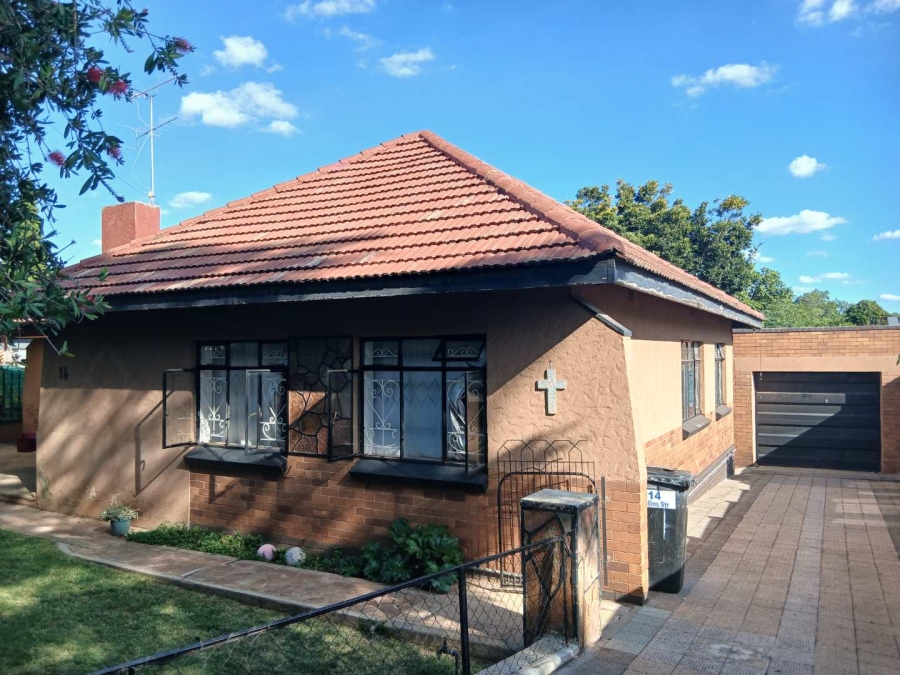 3 Bedroom Property for Sale in Symhurst Gauteng