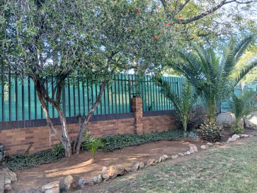 3 Bedroom Property for Sale in Symhurst Gauteng