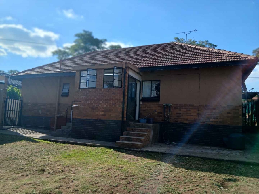 3 Bedroom Property for Sale in Symhurst Gauteng