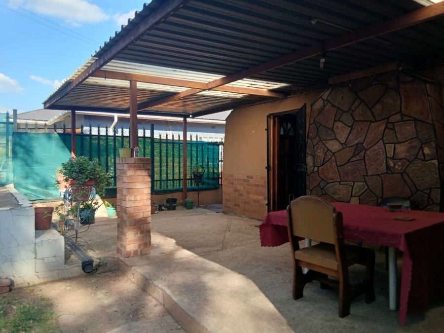 3 Bedroom Property for Sale in Symhurst Gauteng