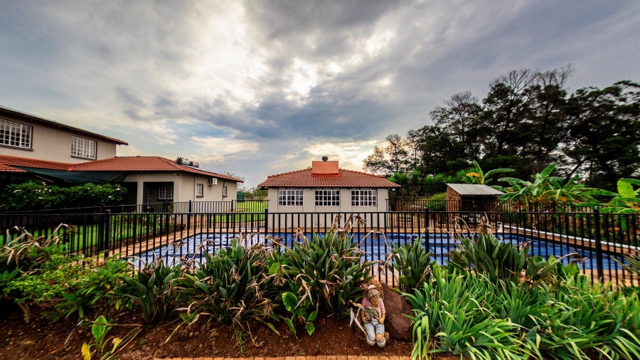 7 Bedroom Property for Sale in Grootfontein Country Estate Gauteng